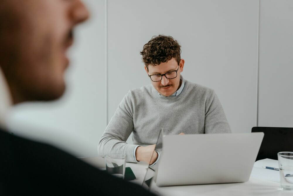 R�ckendeckung, wenns im Job Streit gibt